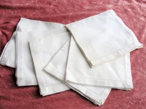 BEAUTIFUL Vintage Linen Napkins,Set of 6 Tea Time Luncheon Napkins,French Farmhouse, Vintage Linens,Table Linens,Table Napkins, 