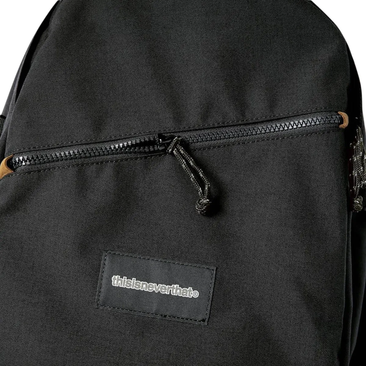 CA90 30 BACKPACK BLACK | Bodega