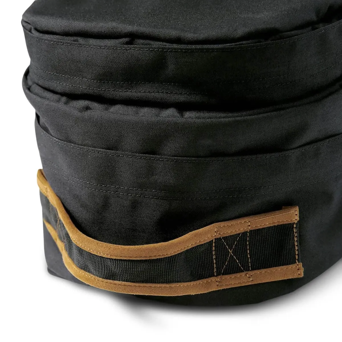 CA90 30 BACKPACK BLACK | Bodega