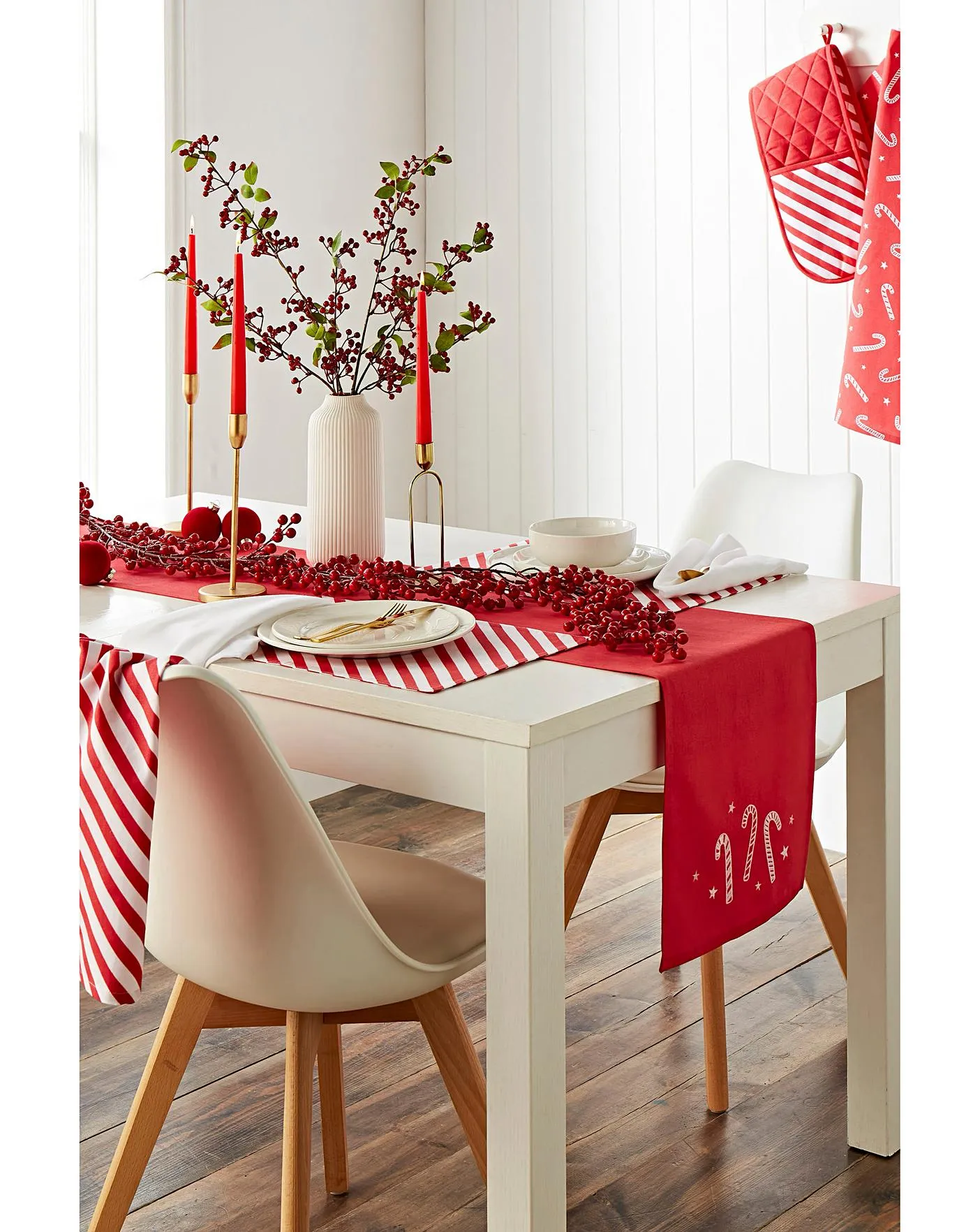 Catherine Lansfield Candy Cane Placemats