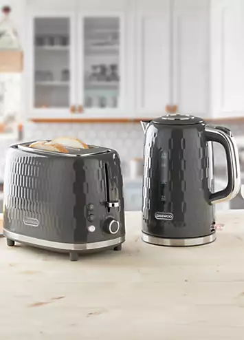 Daewoo Honeycomb Kettle & 2 Slice Toaster SDA2601 /SDA2604 - Grey | Kaleidoscope