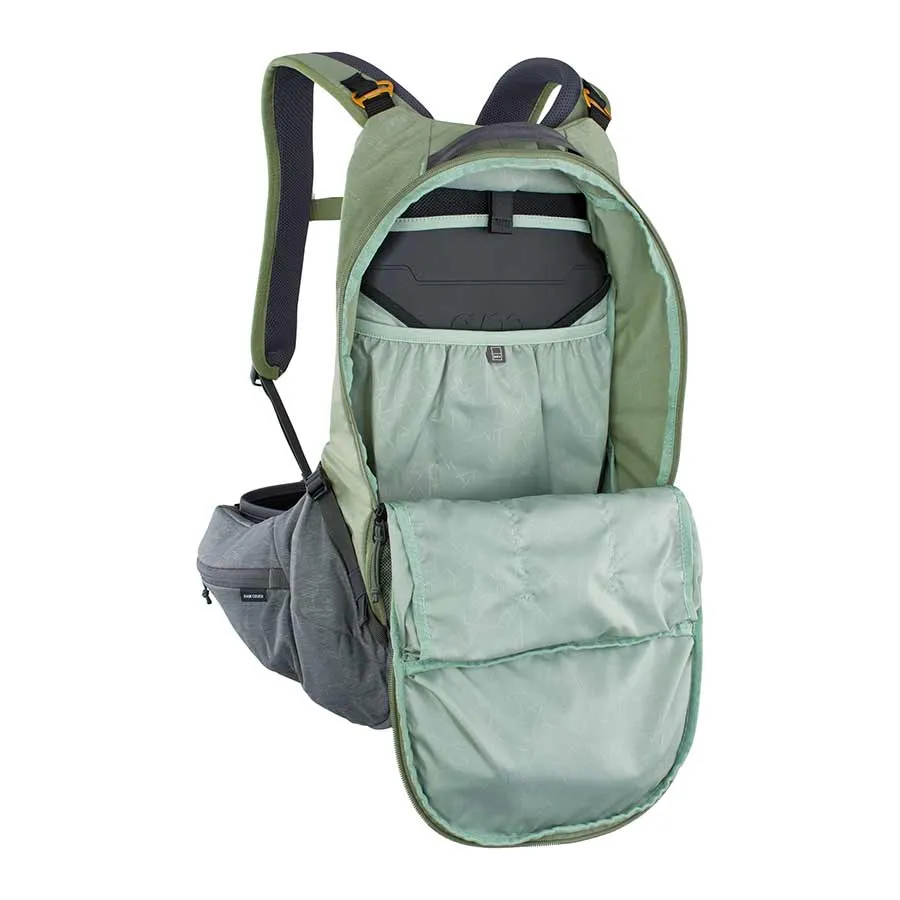 EVOC Trail Pro 16 Protector Backpack