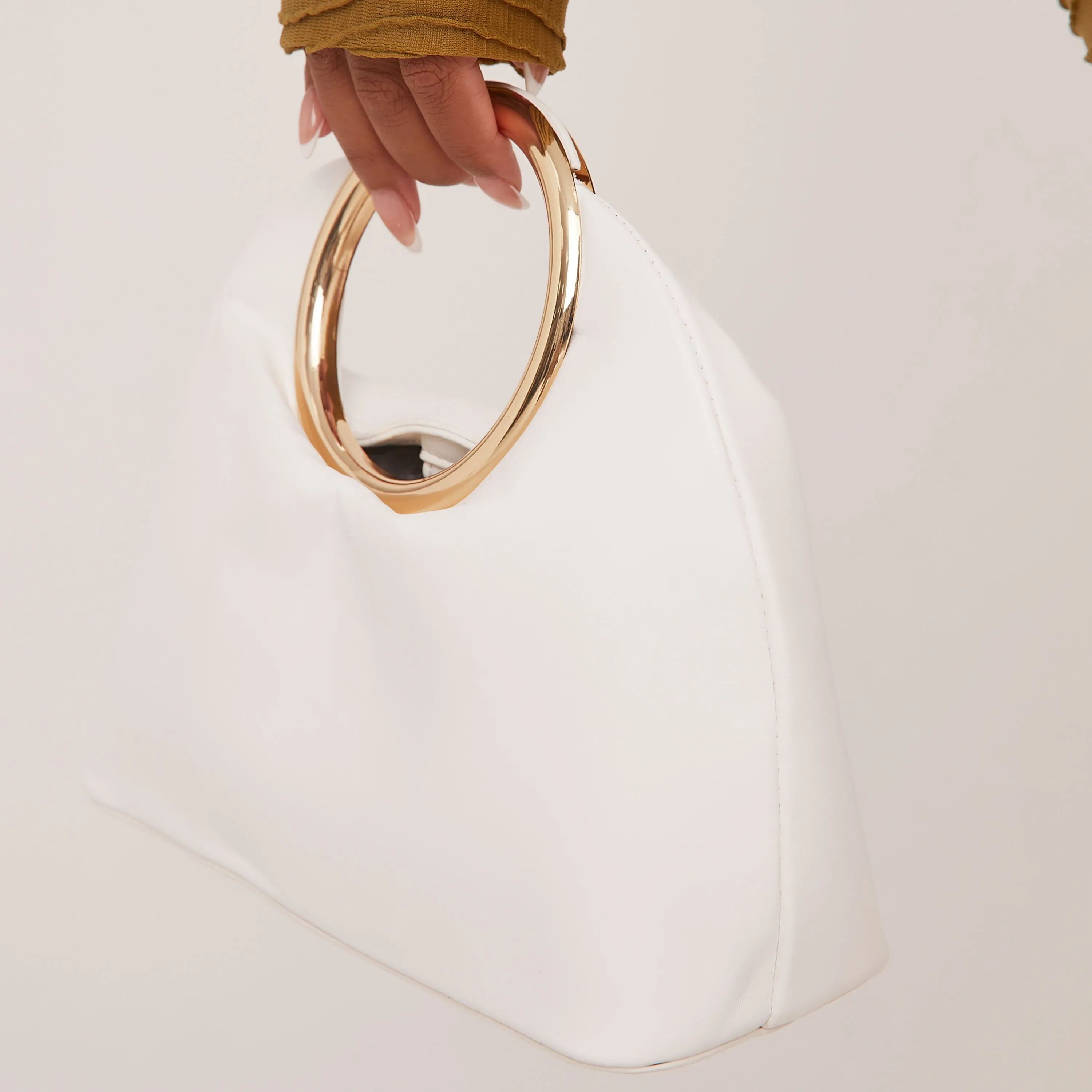 Kairo Round Metallic Handle Shaped Grab Bag In White Faux Leather