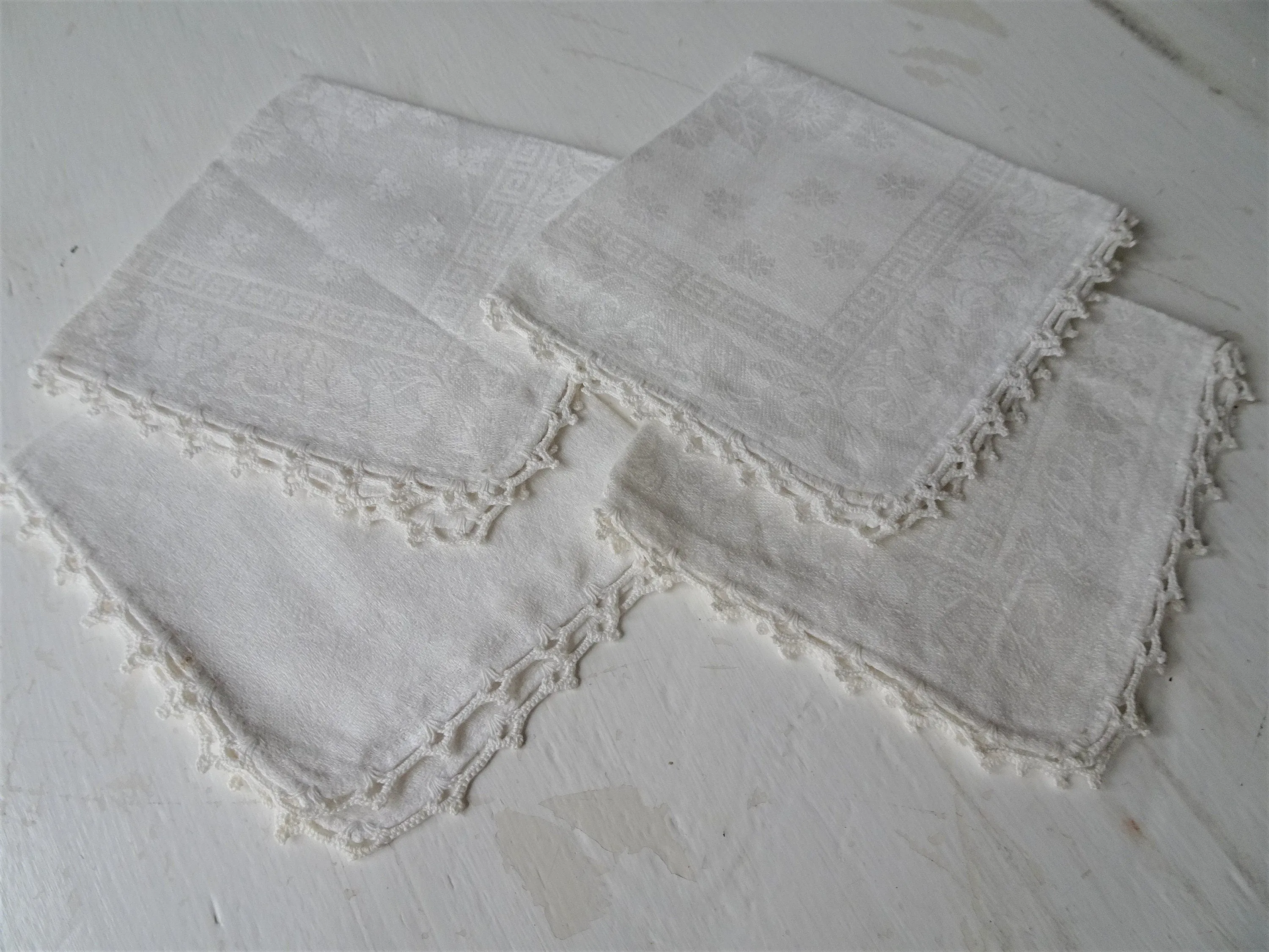 LOVELY Antique Irish Linen Napkins,Damask Linen Napkin Set,Wedding Gift,Housewarming Gift, Elegant Dining,Collectible Vintage Ta