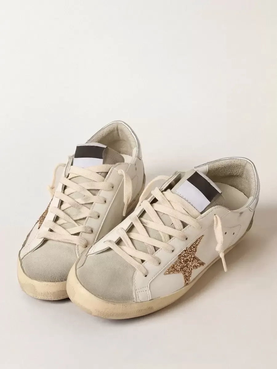 Man's Sneakers Ecru White Round Toe Stars Print Sequins Skate Sneakers