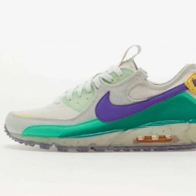 Nike Air Max 90 Terrascape Action Grape