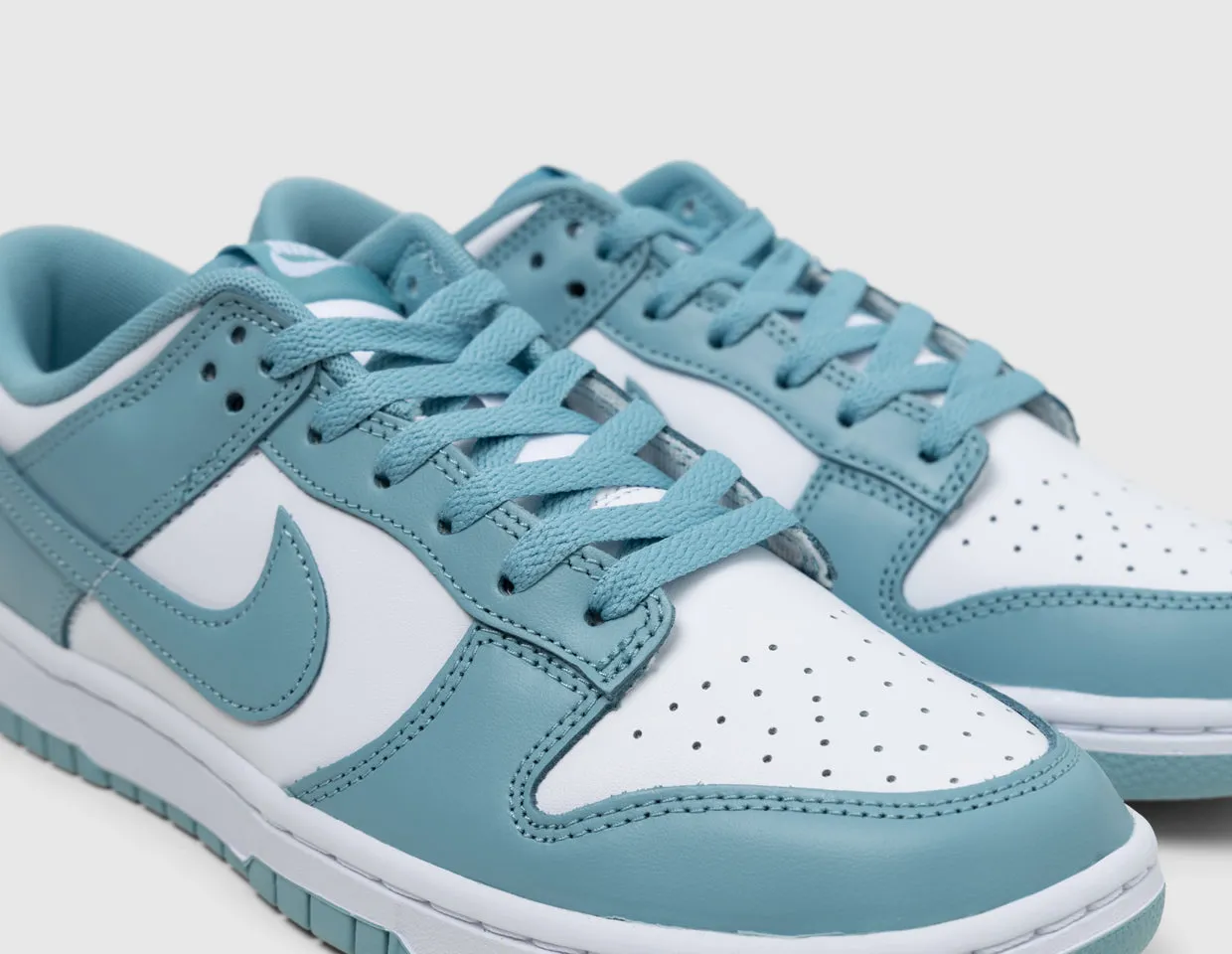 Nike Dunk Low Retro White / Denim Turqoise