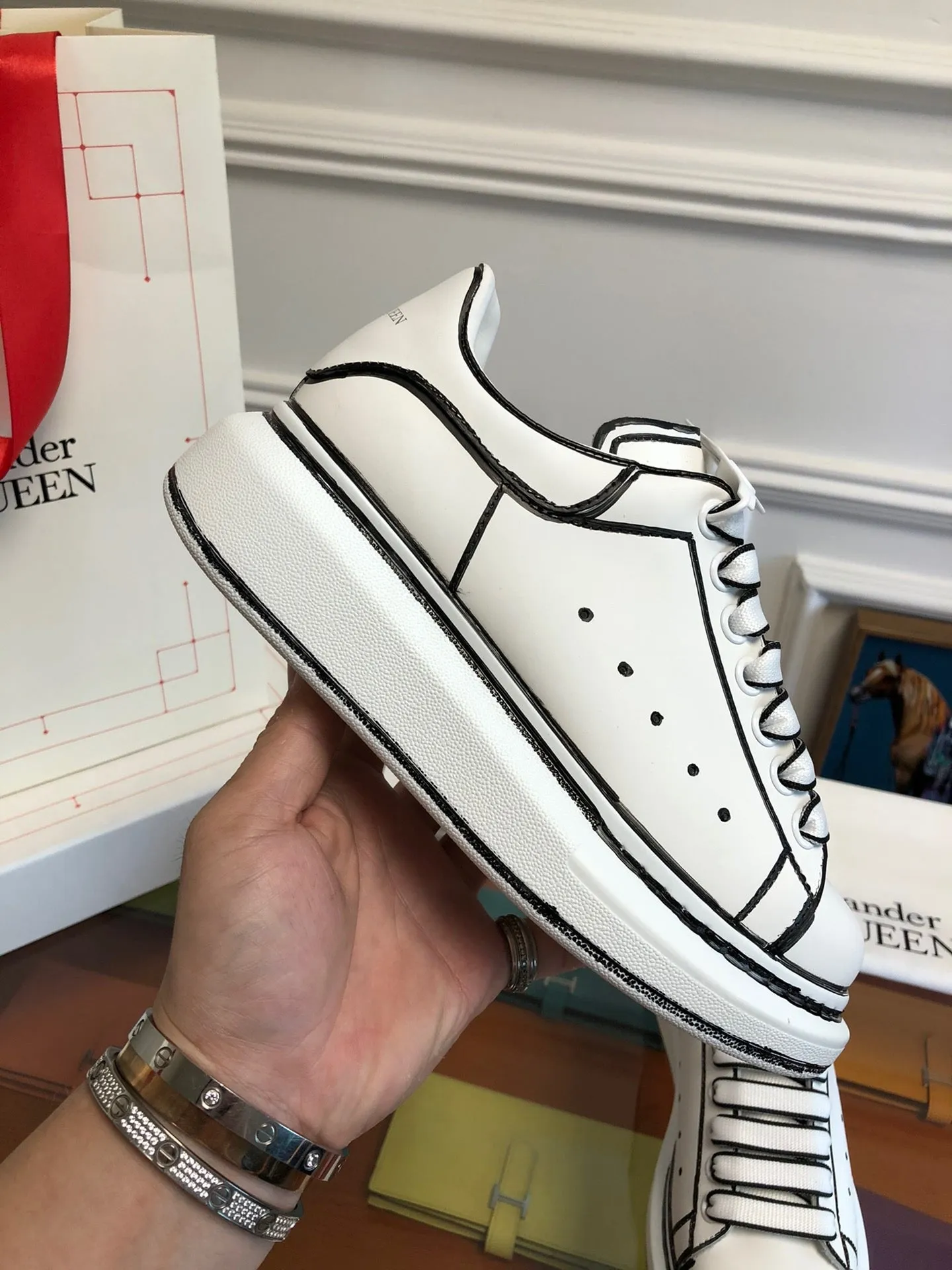 Oversize Sneakers White & Black 2020