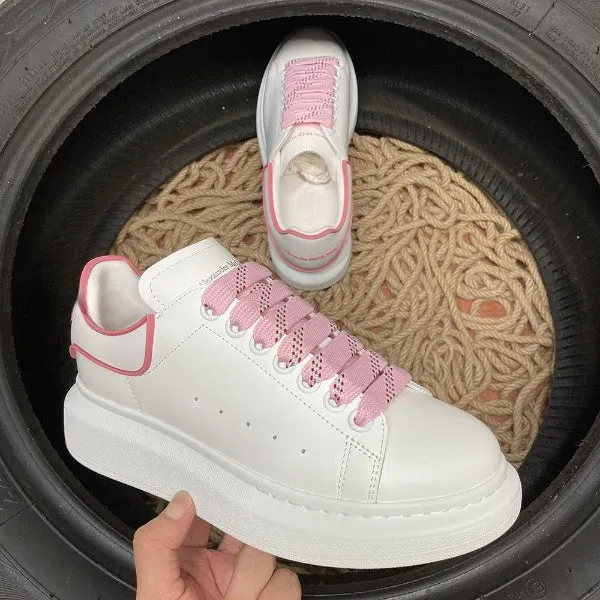 Sneakers White & Pink Outline 2024